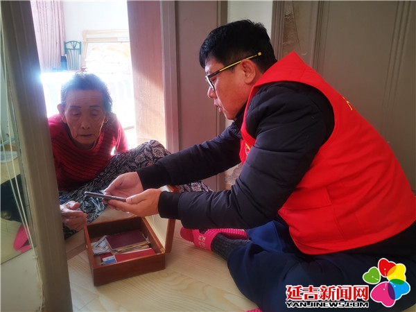人口普查员的补助费2020_人口普查员证书