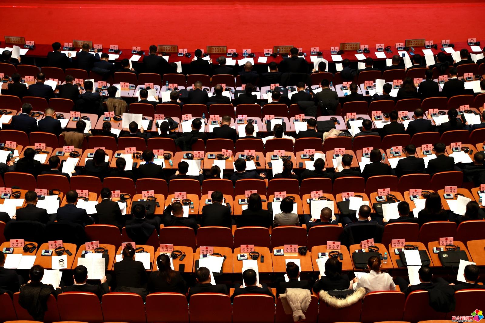 作品：盛会  内容：2024年1月16日，延边州第十六届人民代表大会第三次会议开幕。