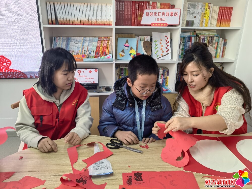 2026新春走基层｜非遗剪纸剪出浓浓年味 
