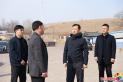 金峰实地踏查春耕农资储备情况并调研河长制安全生产等工作