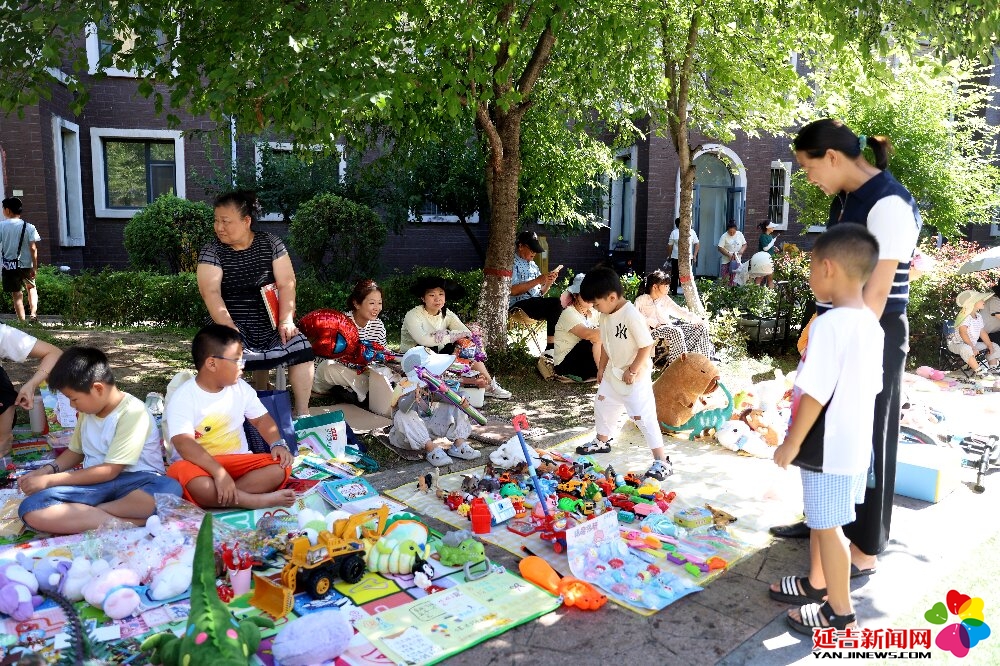 公益市集聚邻里 便民服务暖民心