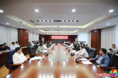 市委理论学习中心组2026年第7次集体（扩大）学习会召开