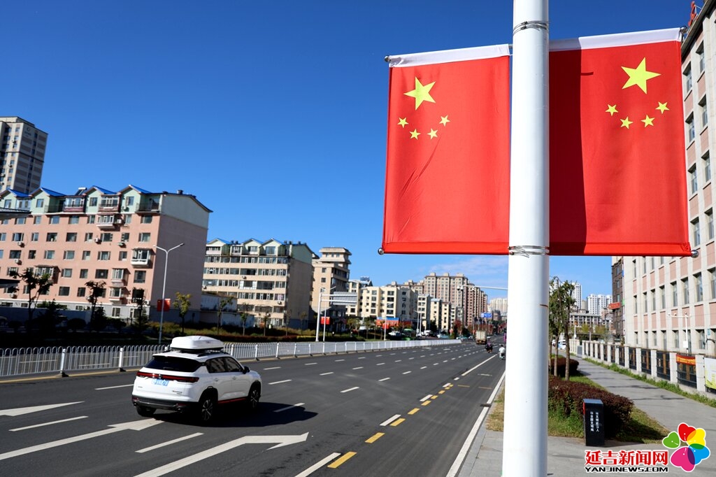 满城中国红 延吉街头氛围感拉满