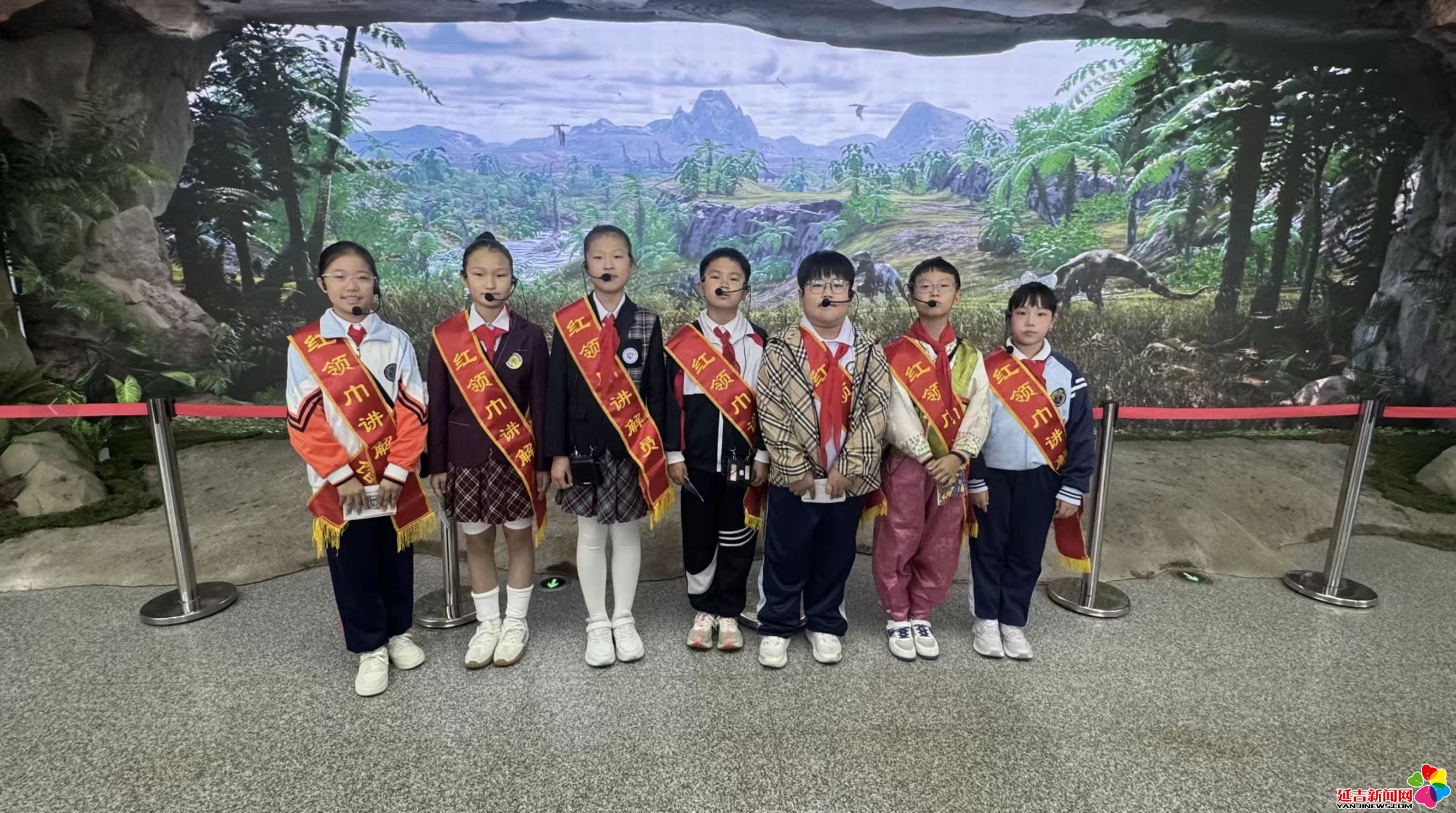 国庆节，26名红领巾讲解员亮相延吉恐龙博物馆开展志愿讲解