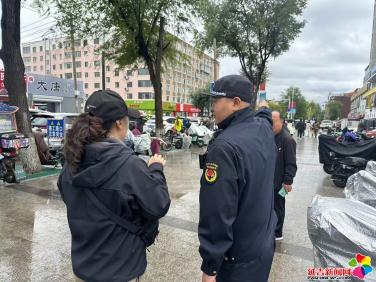 市城管局国庆假期坚守岗位 精细管控守护市容秩序